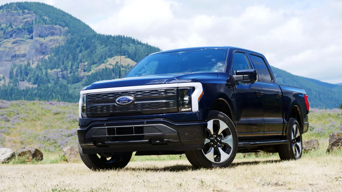 Ford F-150 Lightning front low